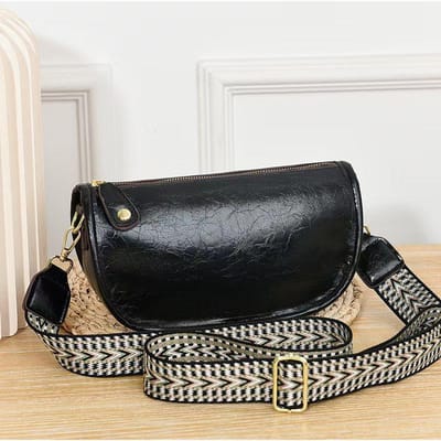 Nieuwe Mode Schoudertas met Hoge Uitstraling Breed Hengsel Eenvoudige Kleine Tas Senior Gevoel Retro Crossbody Tas Dames Tas . gray