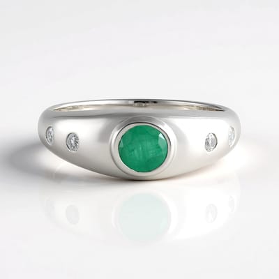 Cavill - Zilveren ring met Socoto Smaragd 0,491 ct en Zirkonia 0,18 ct - 925 Sterling Zilver gerhodineerd - Elegante groene edelsteen ring dames
