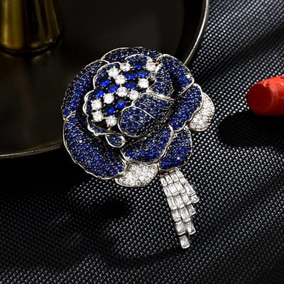 Dames Licht Luxe Design Elegante Ingezette Zirkoon Bloem Broche Modieus En Veelzijdig Niche Design Gevoel Broche gray