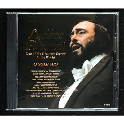 CD LUCIANO PAVAROTTI - O Sole Mio PR50012 Onbekende Wereldmuziek Gebruikt black