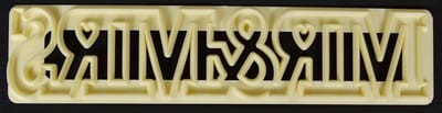 FMM Curved Words Cutter Mr&Mrs