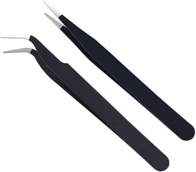 Set van 2 Pincetten - Rechte en Gebogen Pincetten - Roestvrij Staal Eyebrow Pincetten voor Gezichtsbeharing - Wimpers - Wenkbrauwen en Ingegroeide Haartjes met Leren Case (11.5 cm x 1 cm)
