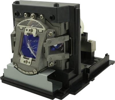 Beamerlamp geschikt voor de CHRISTIE DWU675-E beamer, lamp code 003-004449-01. Bevat originele P-VIP lamp, prestaties gelijk aan origineel.