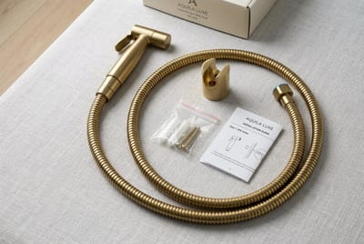 luxe Bidet Handdouche Set Goud - Shattaf Toiletsproeier - Inclusief 1.5m Gouden Slang & Wandhouder - Hotel-Chic Design