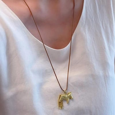 Gouden Kleur Paard Hanger Lange Ketting Voor Vrouwen Mode Verstelbare Trui Ketting Kettingen Sieraden Cadeaus Accessoires white