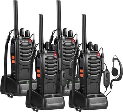 Baofeng 88E – set van 4 walkie talkies – PMR446 – 0.5 watt – met Oortjes – LED Zaklamp – Oplaadbaar – Voor Outdoor, Werk, Beveiliging & Meer