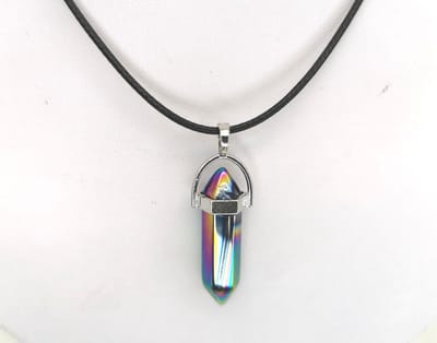 Edelsteen - Titanium aura kwarts - Obelisk Hanger met - gratis - zwart - wax koord Ketting - 40cm + 5cm Verstelbaar - Alle kinderen hebben een natuurlijke aantrekkingskracht op edelstenen.