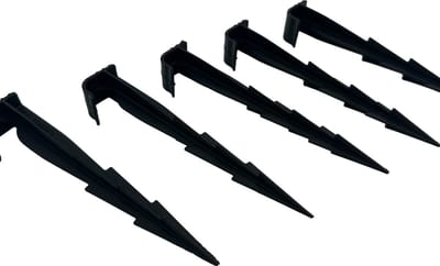 GARDENIX Set van 50 stuks AquaPeg Tuinslanganker grondspike montageanker voor druppelslang, sproeislang, plugvork Voor slang met een diameter van 16mm