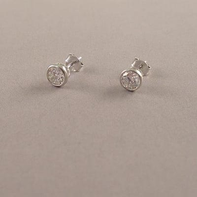 House of Jewels - Gerhodineerd Zilveren oorknoppen met Zirkonia.