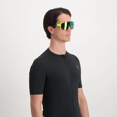 BBB Cycling Fietsbril Heren en Dames - Fiets Zonnebril met Grote Lens voor 100% UV Bescherming - Duurzame Sportbril Full Frame - Mat Neon Geel - Chester BSG-69