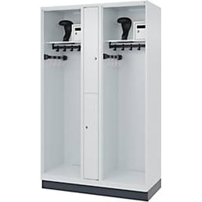 Brandweerkluis C+P Evolo Maxi, 4 vakken voor 2 personen, met helmhouder, met sokkel, B 1200 x D 500 x H 1950 mm, RAL 7035 lichtgrijs/RAL 7016 antracietgrijs