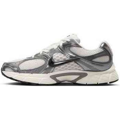 Adidas schoenen met ademend mesh bovenwerk Nike V5 RNR