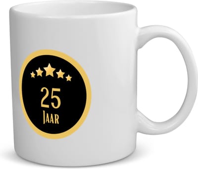 Akyol - 25 jaar Mok met opdruk - hoera 25 jaar - iemand die 25 jaar is geworden of 25 jaar lang een relatie hebben of getrouwd zijn - verjaardagscadeau - verjaardag - cadeau - kado - geschenk - gift - relatie - trouwdag - jubileum - 350 ML inhoud