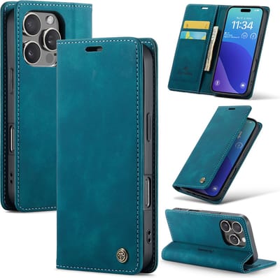Casemania Hoesje Geschikt voor Apple iPhone 16 Pro - Emerald Green - Dunne Portemonnee Book Case - Slim Wallet Case met Pasjeshouder
