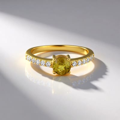 Cavill - Zilveren Ring met 18K Goud Verguld - 925 Sterling Zilver - Madagaskar Sfeen 0,85 ct & Cambodjaanse Zirkonen 0,39 ct - Elegante Damesring