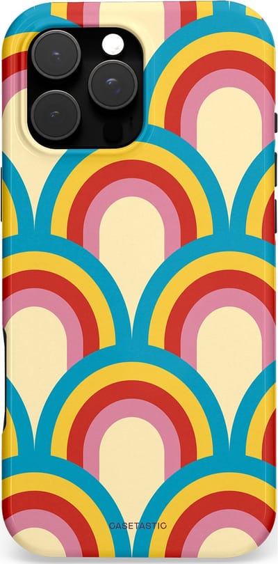 Casetastic hoesje geschikt voor Apple iPhone 16 Pro Max - MagSafe - Dubbellaagse bescherming - Retro regenboog - Fashion Case - Lichtblauw Crème Goud Rood