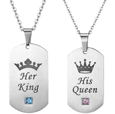 His Queen & Her King Dog Tags Ketting Set voor Hem en Haar - Zilver kleurig - Romantisch Liefdes Cadeau - Mannen Cadeautjes - Valentijnsdag - Valentijn Cadeautje voor Mannen
