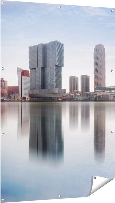 Gards Tuinposter Rotterdamse Skyline met de Erasmusbrug - 100x150 cm - Tuindoek - Tuindecoratie - Wanddecoratie buiten - Tuinschilderij