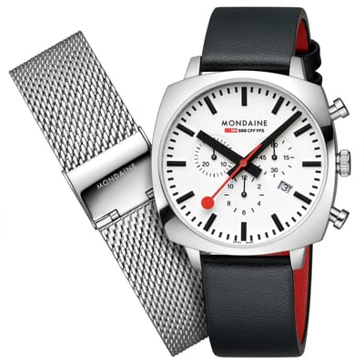 Mondaine MSL.41410.LBV Cushion Herenhorloge - Stationsklok - Chronograaf - Saffierglas - Staal - Zilver/Zwart - 41 mm
