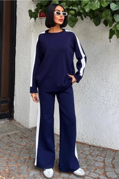 Sobe- Comfortabele Dames Set Met Gestreepte Randen- Trainingspak - Loungewear- Huispak Marineblauw Eén Maat