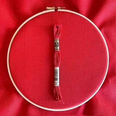 100 x 140 cm rode evenweave 32 count Borduurstof - 13 draden per cm borduurlinnen - rood