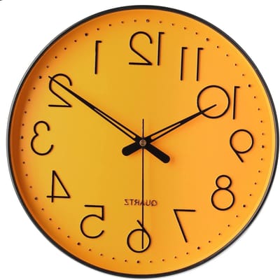 Stille Wandklok 30 cm met Arabische Cijfers - Decoratieve Klok voor Woonkamer, Slaapkamer en Keuken (Batterij Niet Inbegrepen) - Geel Design