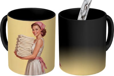 Magische Mok - Foto op Warmte Mokken - Koffiemok - Handdoeken - Vrouw - Jurk - Roze - Magic Mok - Beker - 350 ML - Theemok
