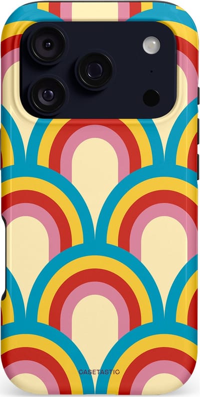 Casetastic hoesje geschikt voor Apple iPhone 17 Pro - MagSafe - Dubbellaagse bescherming - Retro regenboog - Fashion Case - Lichtblauw Crème Goud Rood