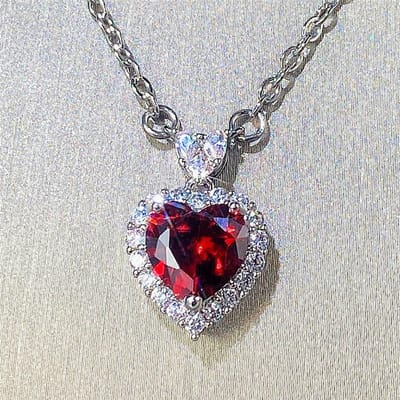 Huitan Luxe Blauw/Granaatrood Hart CZ Damesketting voor Verloving Bruiloft Felgekleurd Delicaat Dames Juweel Feest Liefdescadeau