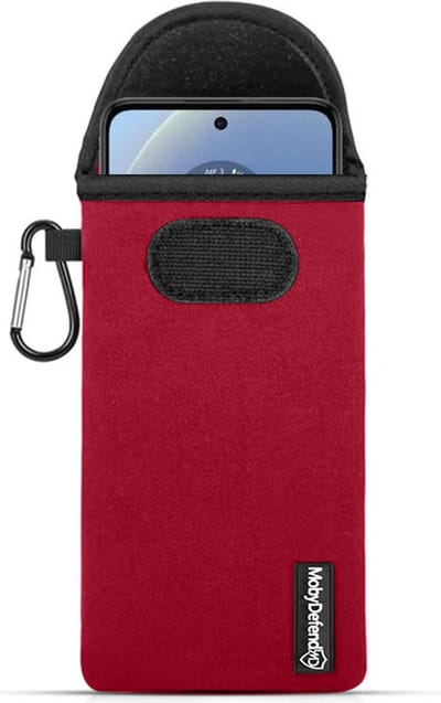 MobyDefend Hoesje - Geschikt voor Motorola Moto G54 - Neopreen Pouch Met Karabijnhaak - Insteek - Riemlus - Rood