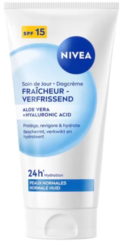 NIVEA Verfrissende Dagcrème SPF15 - 3 x 50 ml - Voordeelverpakking