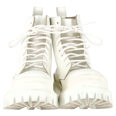 Balenciaga Strike Combat Boots in wit kalfsleer