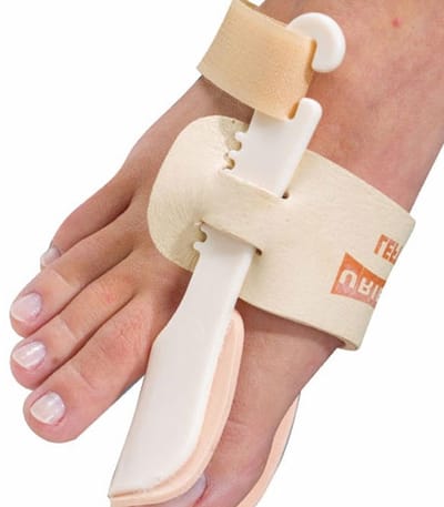 Uriel – Hallux Valgus Nachtspalk – Grote Teencorrector – Bunion Spalk – Links – Verstelbaar – Unisex – Beige – One Size – Teenspreider