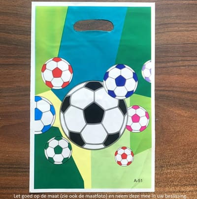 10x Uitdeelzakjes Voetbal 16.5 x 25 cm - Cellofaan Plastic Traktatie Kado Zakjes - Snoepzakjes - Koekzakjes - Koekje - Cookie Bags - Soccer - Football - Smile - Voet Bal