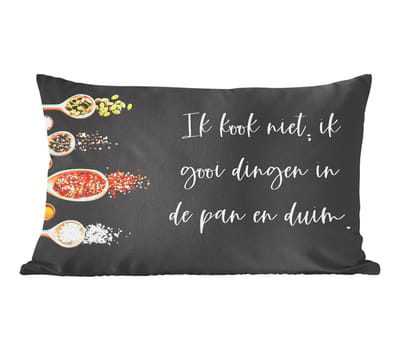 Sierkussens - Kussentjes Woonkamer - 60x40 cm - Ik gooi dingen in de pan en duim - Keuken - Quotes - Spreuken - Humor