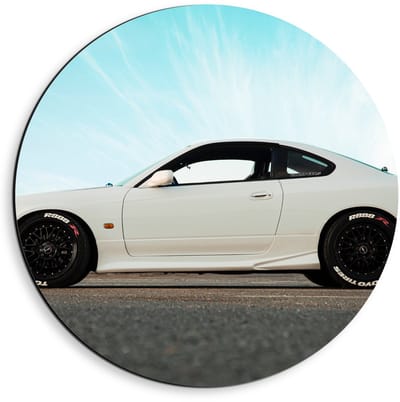 Dibond Wandcirkel - Gave Witte Auto - 40x40cm Foto op Aluminium Wandcirkel (met ophangsysteem)