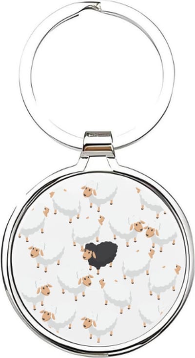Akyol - Schapen Sleutelhanger - schaap - Dierenliefhebbers - Lammetje - Kinderboerderij - dieren - boerderijdieren - lam - schaapje - Zwart schaap - cadeau voor een dierenliefhebber - sheep - schapenboer - wol - 4 x 7,5 CM