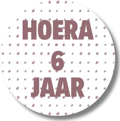20 x Roze Traktatiestickers Hoera 6 Jaar - Stickervel - Cadeaustickers - Wensetiket - Rond 4 cm - Sluitsticker - 20 stuks - Sticker 6e Verjaardag