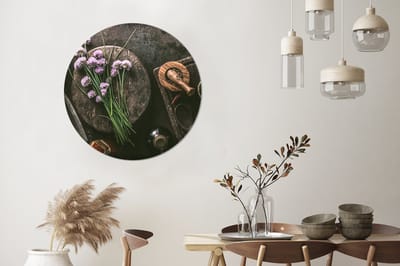 WallCircle - Wandcirkel 90x90 - Bieslook - Keuken - Vijzel - Rustiek - Kruiden - Paars - Ronde schilderijen woonkamer - Wandbord rond - Muurdecoratie cirkel - Kamer decoratie binnen - Wanddecoratie muurcirkel - Woonaccessoires