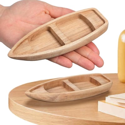 Kleine houten zeilboot model voor nautische decoratie en doe-het-zelf knutselprojecten voor thuis en kantoor