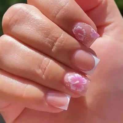 MK Stoer -Press On Nagels - Kunstnagels - Vierkant - Bloemenmotief - Roze - French - Vingernagels - Fake Nagels - Geschikt voor - Kort - Model - 24 Stuks - Allecta