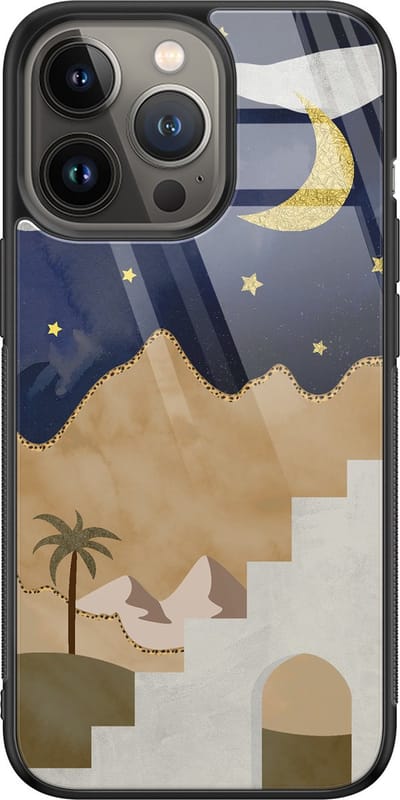 Hoesje geschikt voor iPhone 13 Pro - Woestijn - Luxe Glazen Hardcase - Natuur - Bruin - Leuke Telefoonhoesjes