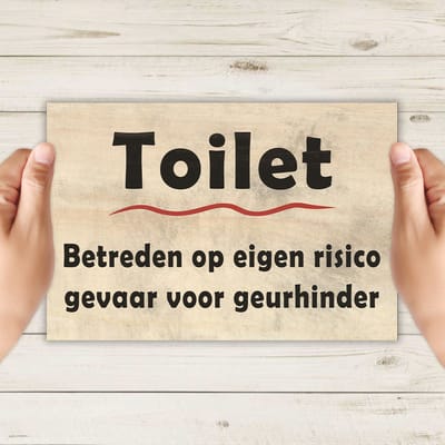 Spreukbord - Toilet Geurhinder - Hout - Vintage - Grappig - Humor - Bord - Tekstbord - Wandbord - Wanddecoratie - Muurdecoratie - Woonkamer - Om Aan De Muur Te Hangen