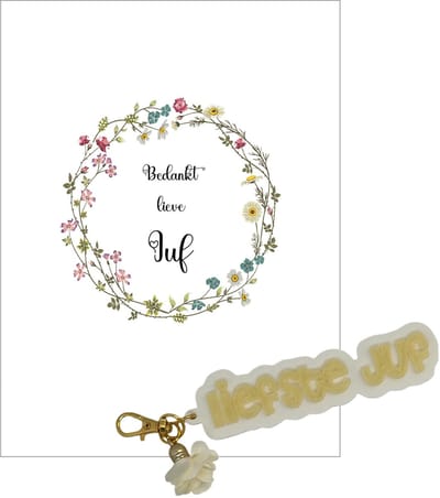 Sleutelhanger en kaartje JUF | beige | bloemen | jij bent de liefste | liefste juf | topjuf | einde schooljaar | cadeau