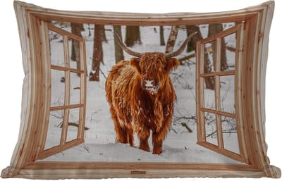 Buitenkussens - Schotse Hooglander - Winter - Landschap - Natuur - Dieren - Doorkijk - 60x40 cm - Weerbestendig