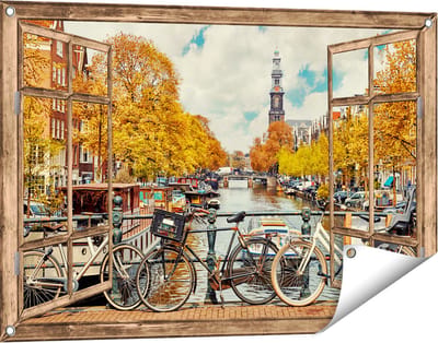 Gards Tuinposter Doorkijk Amsterdamse Brug bij een Brug met Fietsen - 90x60 cm - Tuindoek - Tuindecoratie - Wanddecoratie buiten - Tuinschilderij