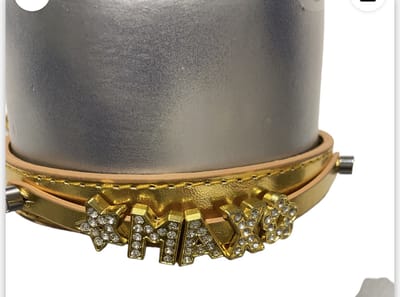 Body Pleasure Gouden Hondenhalsband met Luxe Steentjes – Naam Max – Stijlvol Design