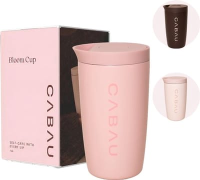 Cabau - Bloom Cup – RVS Thermosbeker met Tuit – 360 ml – Soft Pink – Houdt Drank 8 Uur Warm & 12 Uur Koud – Lekvrij & Dubbelwandig – Travel Mug – Koffie to Go Thermosbeker