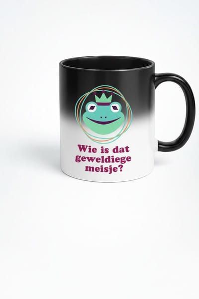 Wie Is Dat Geweldige Meisje Black Magic Mok 330ml – Zwarte Keramische Koffiemok met Schattig Prinses Kikker Design – Grappig Nederlands Girl Power Cadeau