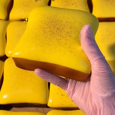 Squishy Boter Toast Brood Knijpspeeltjes voor Stressverlichting, Zacht Langzaam Rijzend Anti-Angst Sensorisch Fidget Speelgoed voor Volwassenen Kinderen ADHD